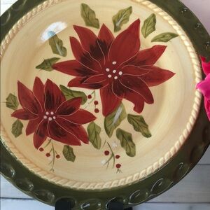 Floral Decorative Plate with Red Flowers
Ambiance Christmas Plate